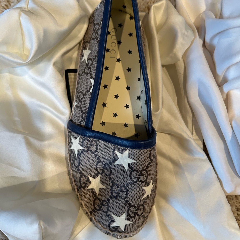 Gucci summer shoes- girls